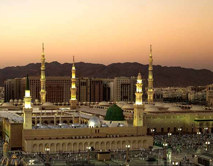 10 Nights 4 Star Easter Umrah Package