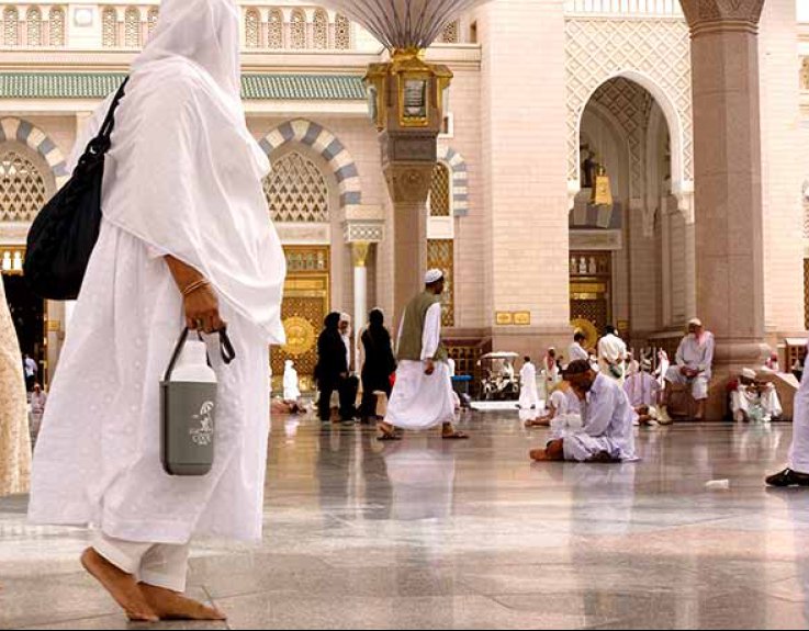 10 Nights 4 Star April Umrah Package